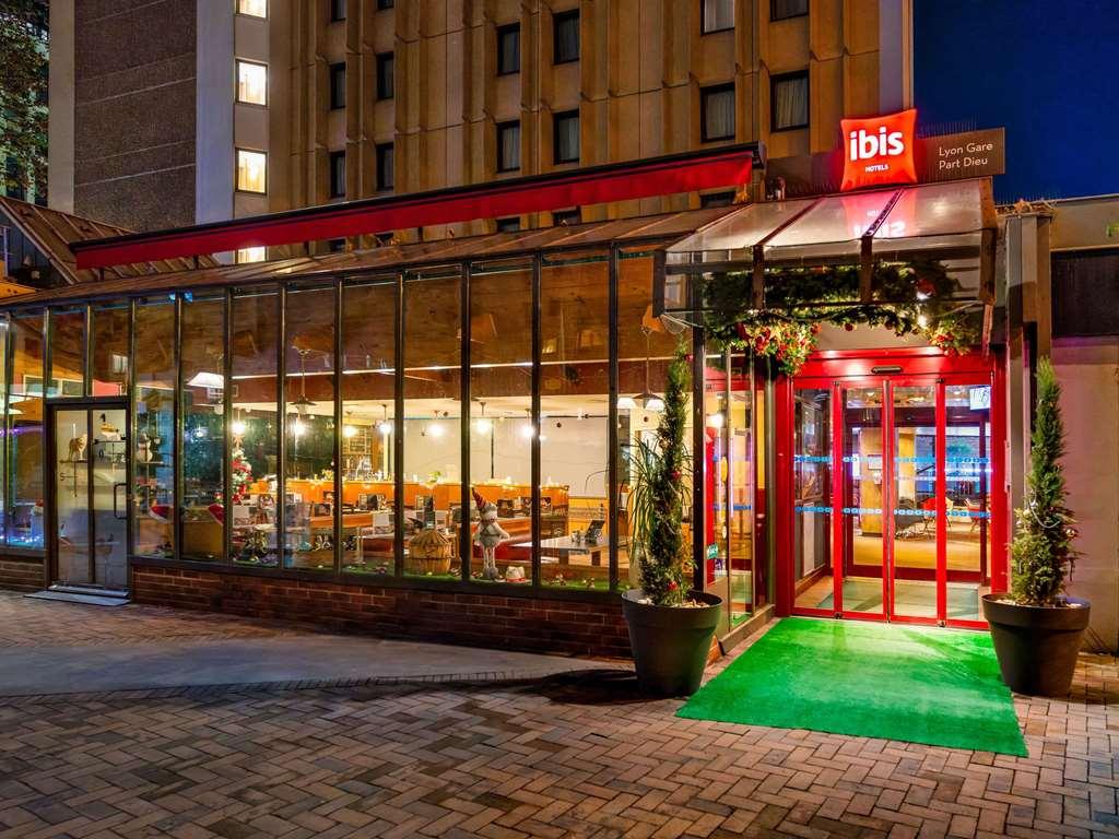 Ibis Lyon Gare Part Dieu Удобства фото