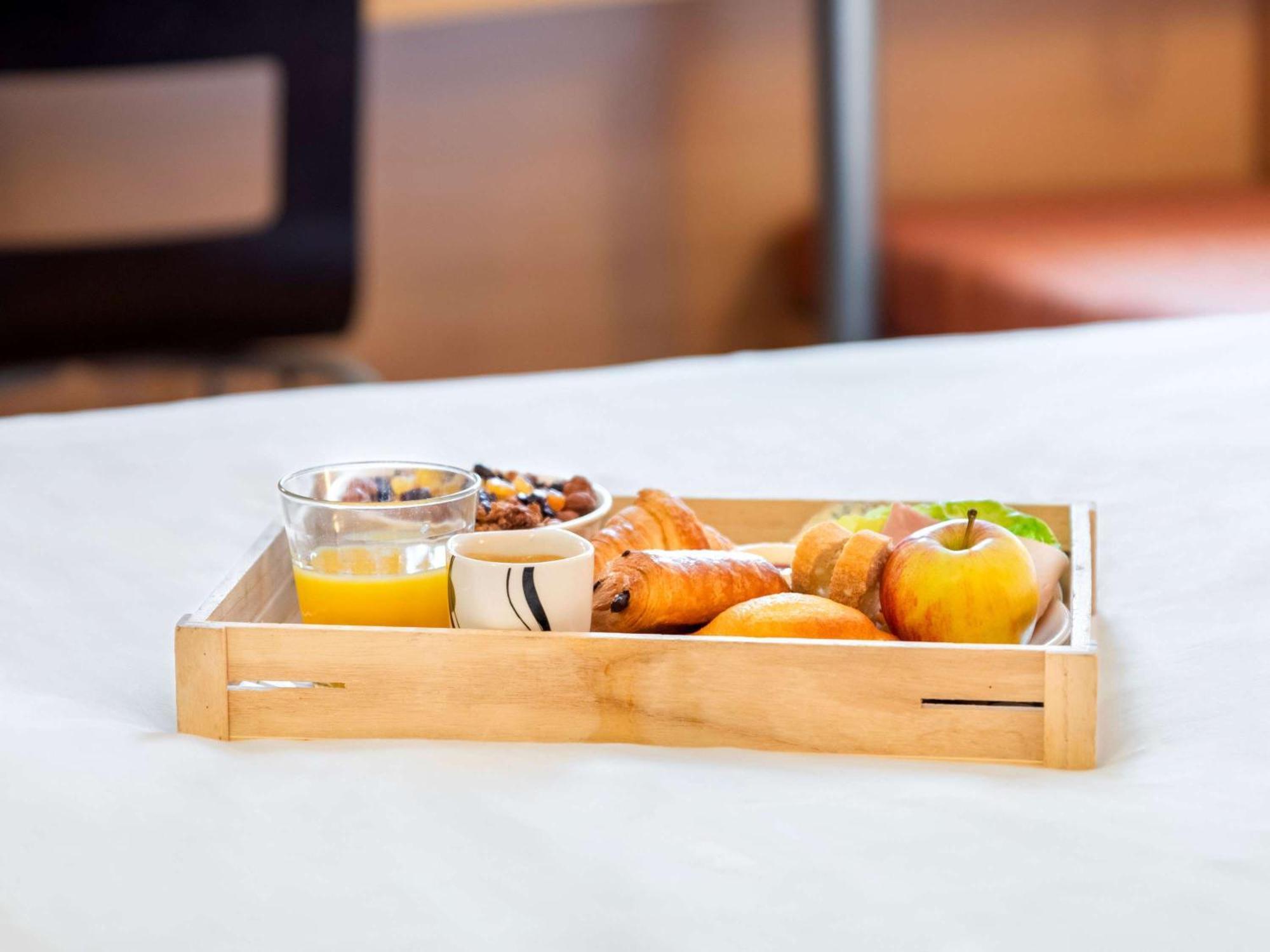 Ibis Lyon Gare Part Dieu Экстерьер фото
