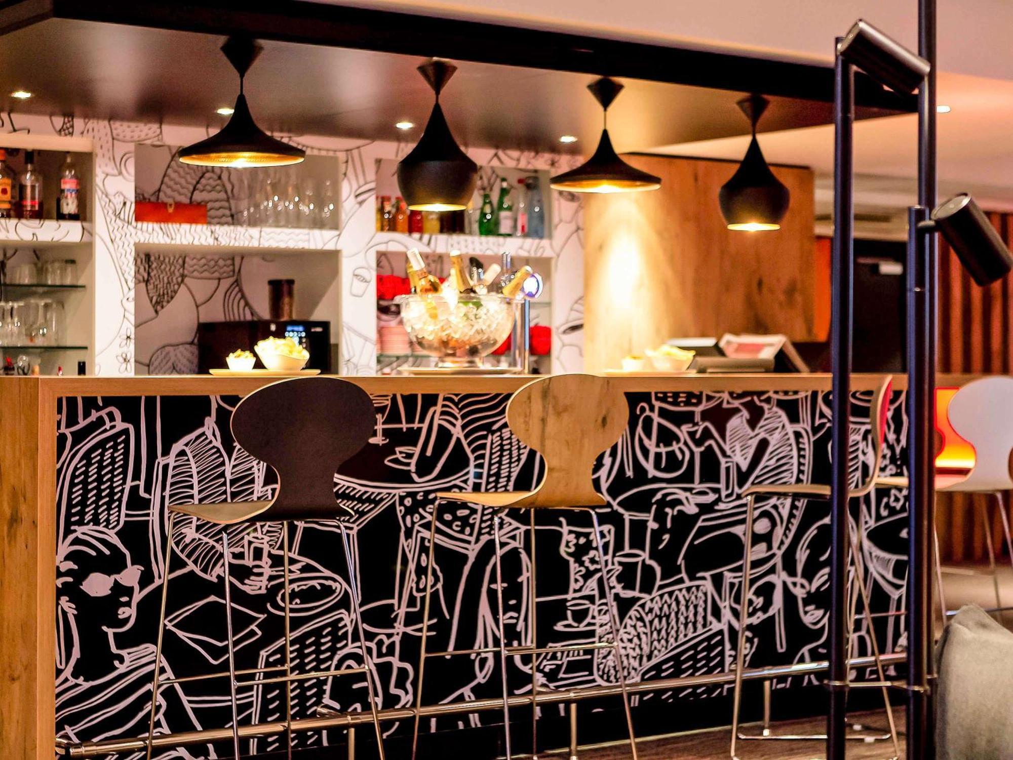 Ibis Lyon Gare Part Dieu Экстерьер фото