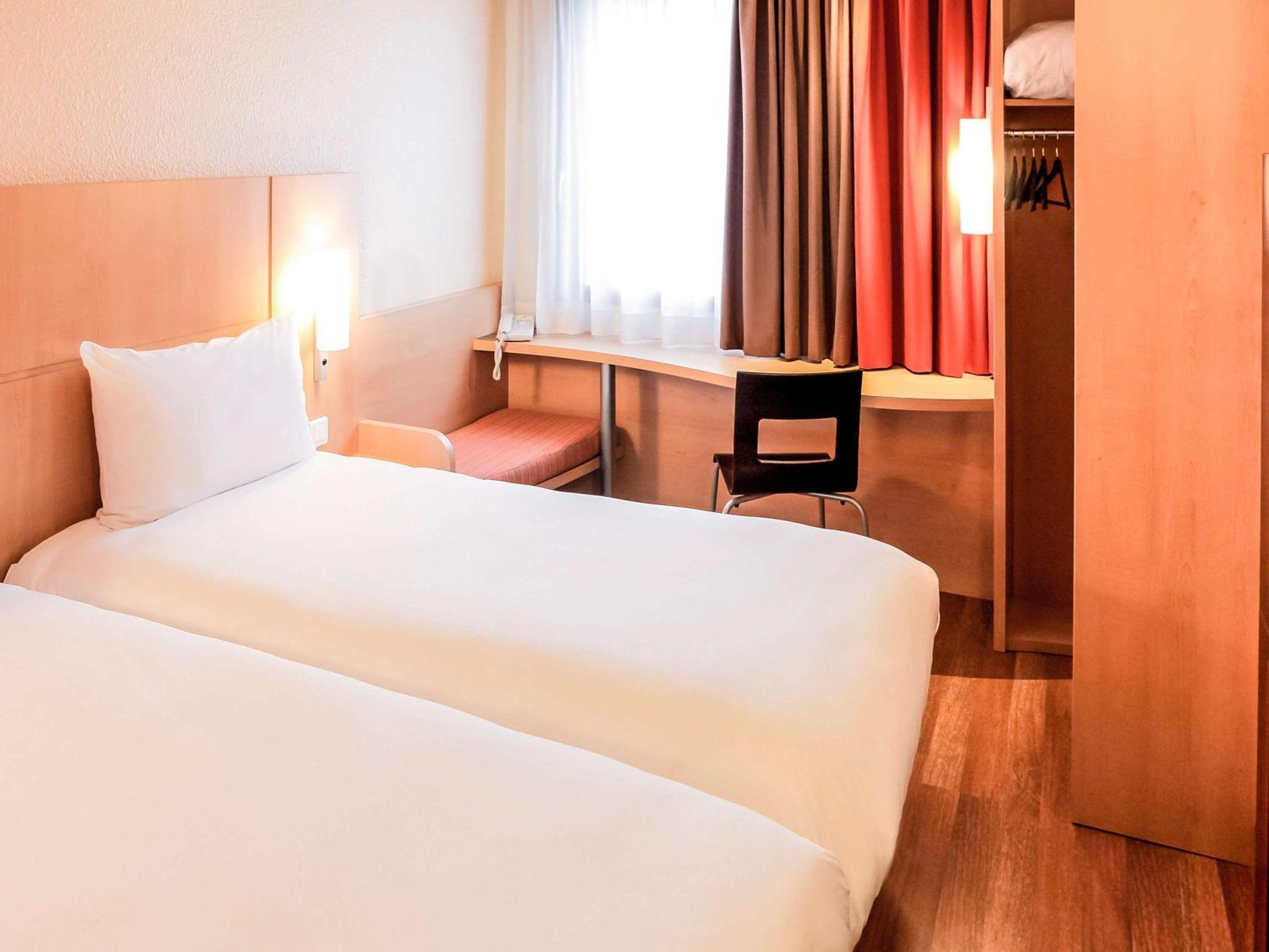 Ibis Lyon Gare Part Dieu Экстерьер фото